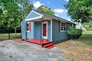 1911 Dupont St, Hixson, TN 37343