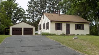 305 SE 11th Ave, Grand Rapids, MN 55744