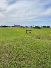 92 Angel Fish Dr, Palacios, TX 77465