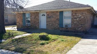 8504 Valor Dr, Chalmette, LA 70043