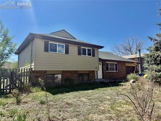 405 Arms Ln, Fountain, CO 80817
