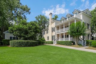 578 Island Walk E, Mount Pleasant, SC 29464
