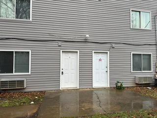 412 Woodcreek Dr #8, Radcliff, KY 40160
