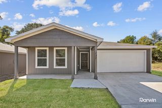 127 Holiday Dr, Gun Barrel City, TX 75156