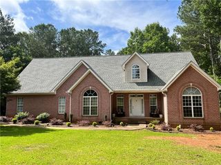 917 New Hope Dr, Hampton, GA 30228