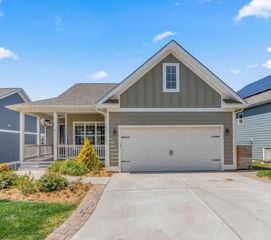 4 Southern Way Ln #1, Leicester, NC 28748