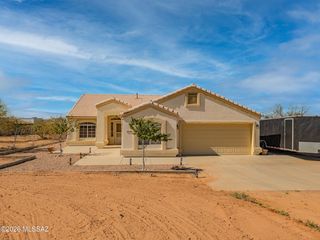 16194 W  Lynnette Rd, Tucson, AZ 85736