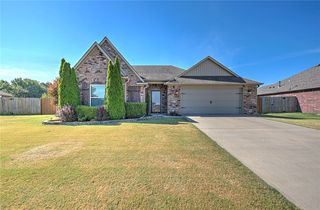 12889 Canopy Oaks Rd, Farmington, AR 72730
