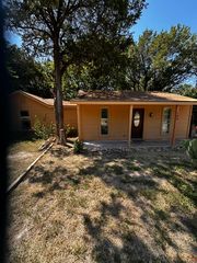 183 Linda Lee Xing, Whitney, TX 76692