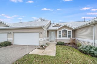 1685 Quail Run Dr, Kalamazoo, MI 49009
