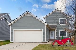 30850 Collingdale Dr, Novi, MI 48377
