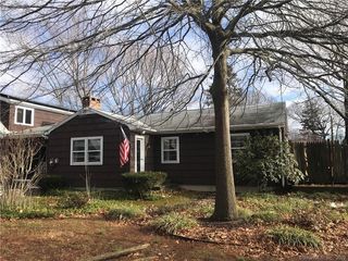 30 Bluff Ave, Clinton, CT 06413