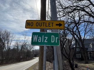 27W020 Walz Way, Wheaton, IL 60189