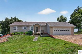 24400 Friar Cir, Warsaw, MO 65355