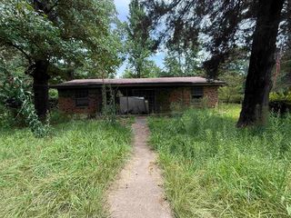 1308 Cardinal Dr, Woodville, TX 75979