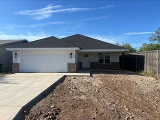 117 E  43rd St, San Angelo, TX 76903