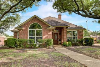 1701 W  Westhill Dr, Cleburne, TX 76033