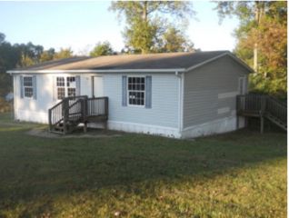 3032 Broomstraw Ridge Rd, Jumping Branch, WV 25969