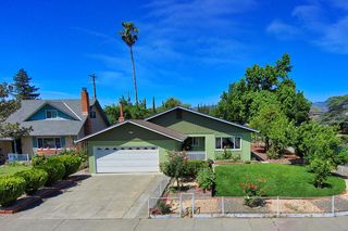 367 Trinity Dr, Vacaville, CA 95687