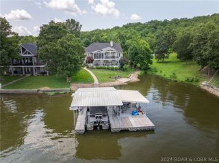 1418 Arrowridge Dr, Roach, MO 65787