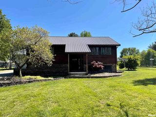 1348 Water Plant Rd, Murphysboro, IL 62966