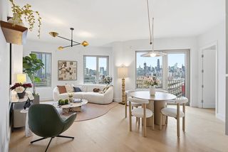 2401 Queens Plz N #1105, Long Island City, NY 11101