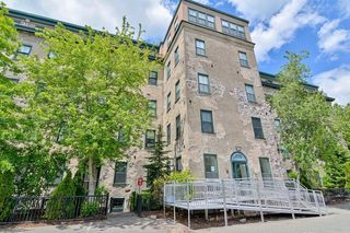 426 Mount Hope St #106, North Attleboro, MA 02760