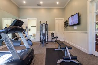 7605 Washington Village Dr #1270, Dayton, OH 45459