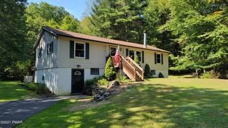 39 Forest Pond Rd, Narrowsburg, NY 12764