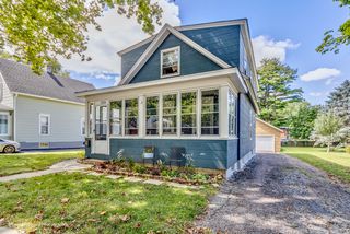 520 S  3rd St, Dundee, IL 60118