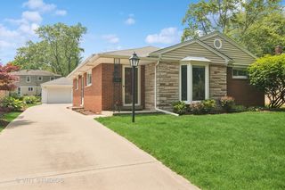 530 S  Mitchell Ave, Arlington Heights, IL 60005