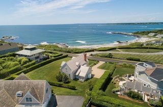 591 Ocean Ave, Newport, RI 02840