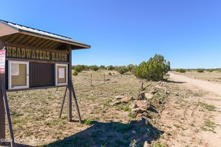 98 E  Great Pl, Paulden, AZ 86334