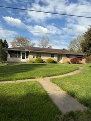 212 Hoffman Rd, Loudonville, OH 44842