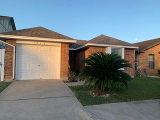 1802 Bobcat Ln, Harlingen, TX 78550