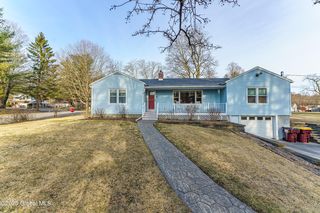 141 Gordon Road, Schenectady, NY 12306