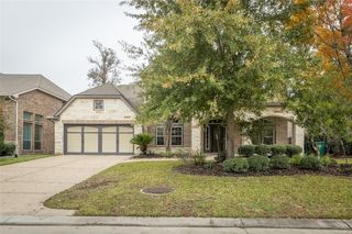 70 S  Almondell Cir, Magnolia, TX 77354