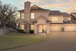 2140 Lakeforest Dr, Weatherford, TX 76087