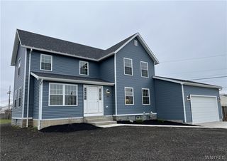 1109 N  Forest Rd, Williamsville, NY 14221