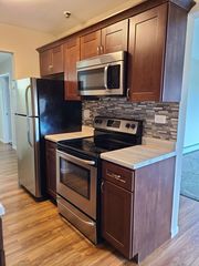 7440 Tennessee Dr #10-208, Willowbrook, IL 60527