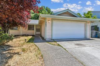 567 Shannon Dr, Vacaville, CA 95688