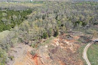 1 Honeysuckle Trails, Mineral Point, MO 63660