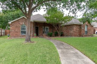 3805 Harvest Glen Dr, Denton, TX 76208