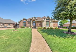 121 Emmalyn, Hewitt, TX 76643