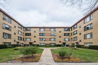 7544 N Bell Ave #2D, Chicago, IL 60645