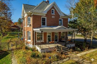 1301 2nd St, New Glarus, WI 53574