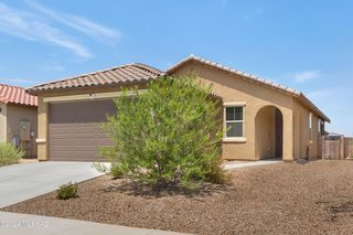 8026 S  Golden Bell Dr, Tucson, AZ 85747