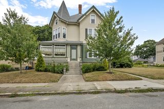 306 French St, Fall River, MA 02720
