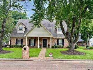 215 Enchanted Estates Dr, Crockett, TX 75835