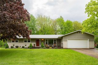 6960 Meadow Dr, Painesville, OH 44077